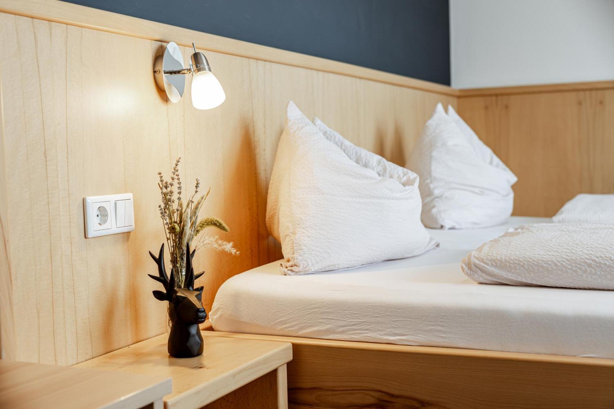 Eschenhof Bed & Breakfast Kaprun Ngoại thất bức ảnh
